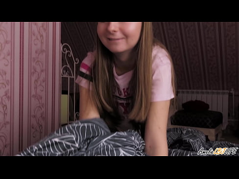❤️ Blondie BFF-ya xwe bi kûr dimije û di devê xwe de diqelişe ❤️❌ Kalîteya seksê li porno ku.milf300com.ru ❌